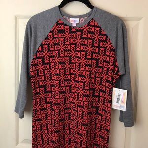 LuLaRoe randy tee size small
